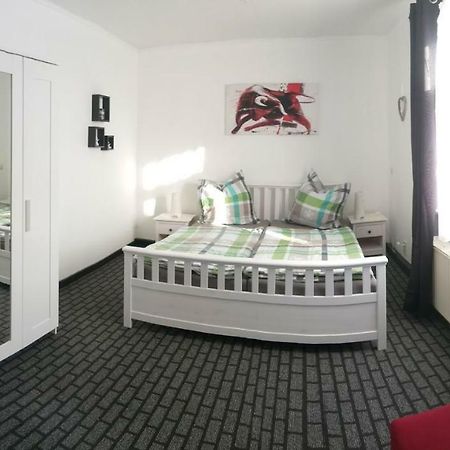 Ferienwohnung Charlett Дрезден Экстерьер фото