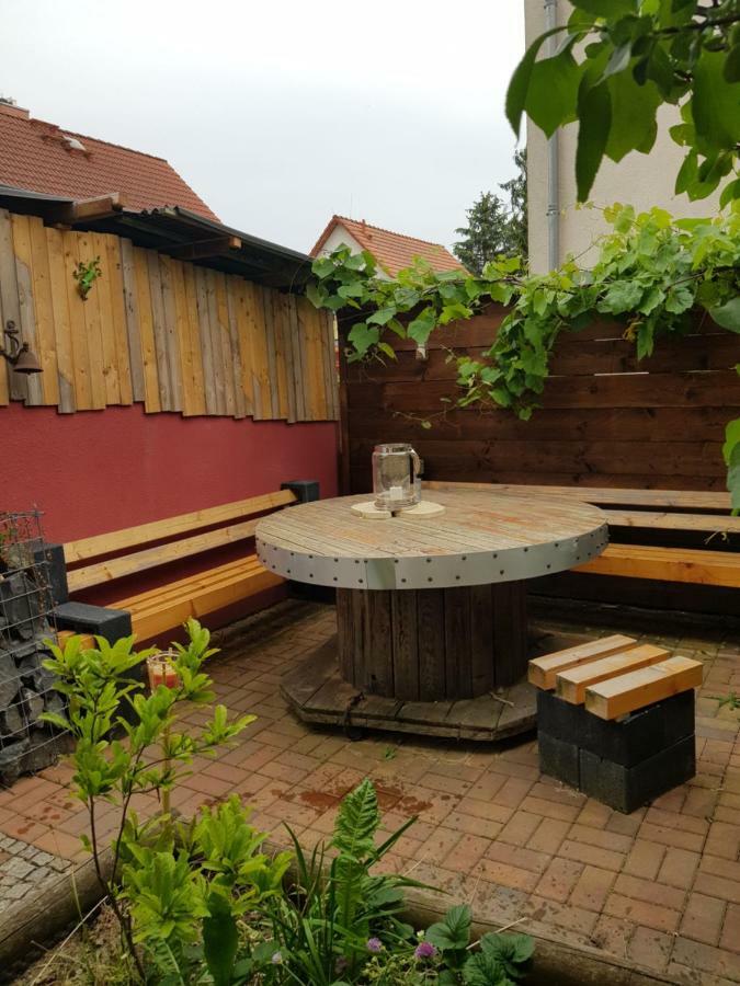 Ferienwohnung Charlett Дрезден Экстерьер фото