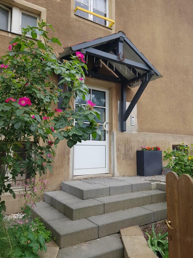Ferienwohnung Charlett Дрезден Экстерьер фото